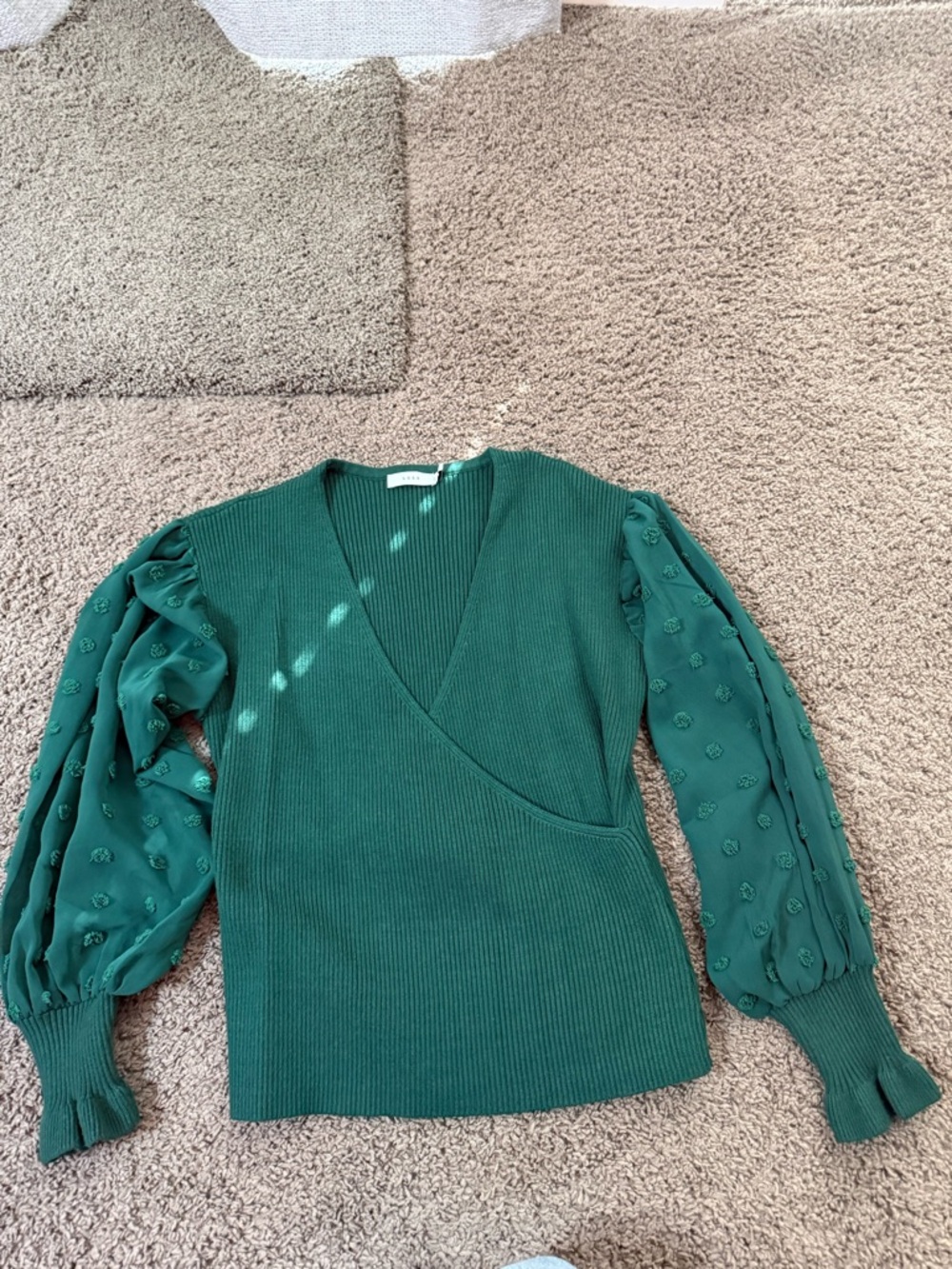 Lush Emerald Green V-Neck Puff-Sleeve Sweater